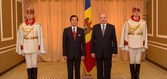 Doi noi ambasadori au transmis scrisorile de acreditare Președintelui Timofti