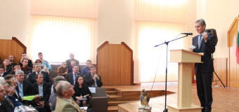 Iurie Leancă a vorbit în limba bulgară la Universitatea din Taraclia