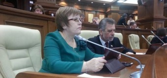 (DOC) Ciobanu îi bate obrazul lui Ceban: Încă n-a înțeles membru al cărei Comisii parlamentare este…