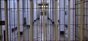 Telefon mobil, 250 de euro… Angajații sistemului administrației penitenciare au efectuat percheziții