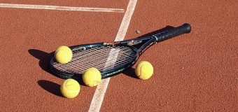 Veteranii și amatorii de tenis luptă pentru marele premiu