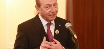 Băsescu: „Cu respect și dragoste pentru Republica Moldova”