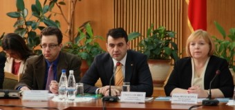Gaburici: „Schimbarea atitudinii fiecărui funcționar public va grăbi procesul de incluziune socială a romilor”