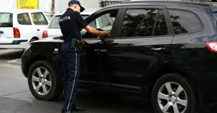 Poliția a reluat controlul vehiculelor cu numere străine