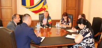 Ambasada SUA s-a pronunţat pentru continuarea proiectelor iniţiate pe segmentul afacerilor interne