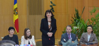 8 instituții școlare din învățământul general din Moldova au primit seturi de robotică
