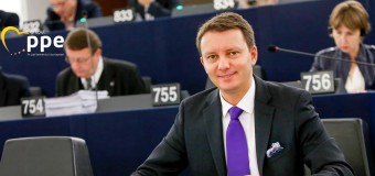 Europarlamentar: “Situația în Moldova se înrăutățește. Vinovați sunt cei care au votat căderea Guvernului”