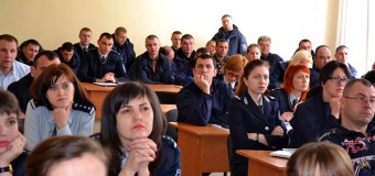 Inspectorii de frontieră, instruiţi în domeniul antiterorist