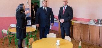 Pavel Filip: Mobilizarea comunităţii din Limbenii Noi este cel mai bun exemplu de…