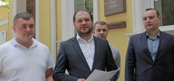 Deputaţii PSRM au depus la CC o sesizare prin care contestă Legea „Cu privire la statutul mun. Chişinău”