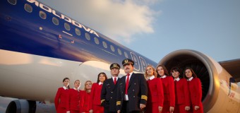 Prima şcoală de aviaţie din RM organizează cursuri de instruire pentru piloţi şi stewardese