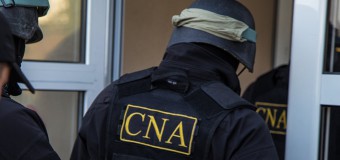 Directorul unei Societăți pe acțiuni din Bălți a fost reținut de ofițerii CNA