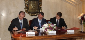 Fostul și actualul șef al Agenției Turismului au semnat un acord