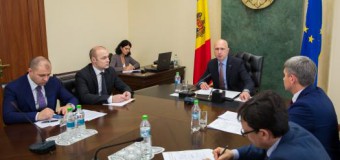 Pavel Filip: E importantă sancţionarea încălcărilor disciplinare de serviciu, care pot duce la fraudare