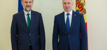 Premierul Filip și Ambasadorul Lazurcă, la ultima întîlnire. Ce și-au spus