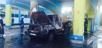 Incendiu pe teritoriul unei stații de alimentare cu gaz din Bălți. Salvatorii au intervenit!