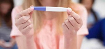 Elevă de 16 ani însărcinată! Medicii au avut un şoc: Tânăra este virgină!
