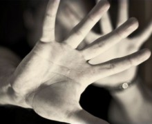 2 ani și 6 luni închisoare pentru un bărbat acuzat de violență în familie