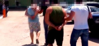 Promiteau tinerelor moldovence un post de muncă decent în România, apoi le supuneau exploatării sexuale