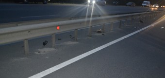 Accident cu final tragic în capitală! Un motociclist şi pasagerul său au decedat, după ce s-au izbit violent de un parapet