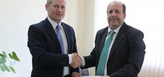 Ambasadorul Republicii Algeriene în RM a transmis o scrisoare ministrului Vasile Botnari