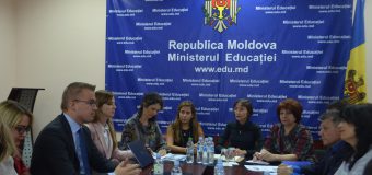 Raport: Actualul sistem de remunerare a cadrelor didactice nu stimulează performanța