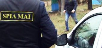 Ex-Carabinier, reținut pentru escrocherie (Video)