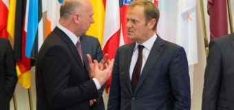 Donald Tusk ar putea efectua o vizită în Republica Moldova la începutul anului viitor