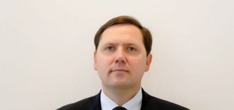 Și-a dat demisia cu Drăguțanu, a fost consilierul lui Cioclea și acum deține o nouă funcție, la FMI