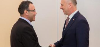 Pavel Filip s-a întâlnit cu ambasadorul Ucrainei, Ivan Gnatâşin