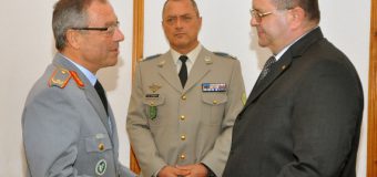 Un grup de experţi NATO, într-o vizită de lucru la Chişinău