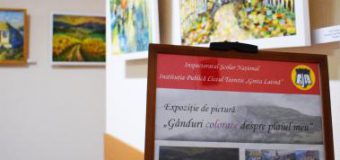 Expoziția de pictură „Gânduri colorate despre plaiul meu” – inaugurată la Chișinău