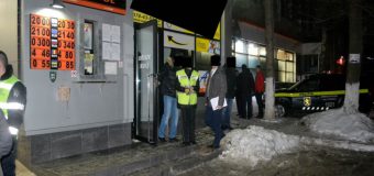 Un individ din Chișinău a jefuit de bani casieriţa unei case de schimb valutar