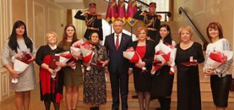 Președintele Dodon: Decorarea, cu ocazia zilei de 8 Martie, a 8 femei remarcabile din Republica Moldova, va fi o tradiție