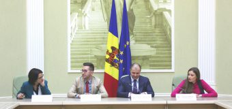 Viitorii jurnaliști – la dialog cu ministrul Cebotari. Ce le-a spus oficialul