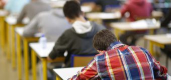 Circa 15 mii de candidaţi la bacalaureat susţin astăzi examenul la disciplinele la alegere