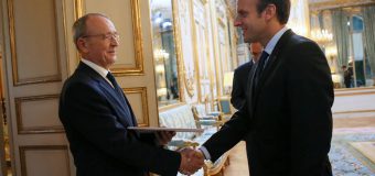 Ambasadorul Republicii Moldova în Franța s-a întâlnit cu Emmanuel Macron. Vezi despre ce au discutat