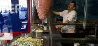 Kebab-ul şi shaorma ar putea deveni ilegale în întreaga Europă