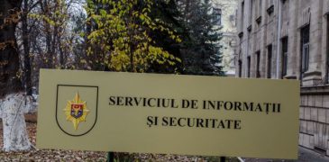 (VIDEO) Cei doi ofițeri ai SIS au revenit pe teritoriul Republicii Moldova