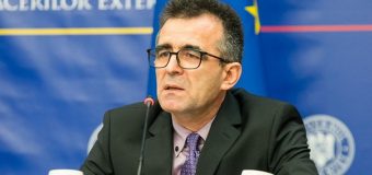 Ambasador: Unul istoric planifică să publice 5 volume de documente ale Unirii Basarabiei cu România