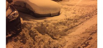 Moscova este paralizată după o furtună de zăpadă record