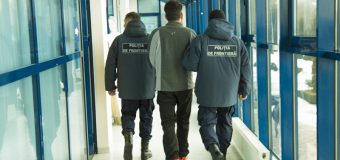 Un cetățean al Federației Ruse, căutat de Interpol, reținut pe Aeroportul din Chișinău