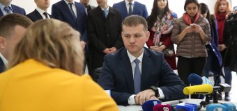 Munteanu – primul candidat care a depus actele de înregistrare în alegeri