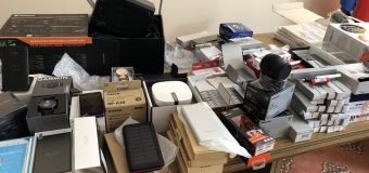 Mărfuri nedeclarate, de peste 70 000 lei, depistate în mai multe colete