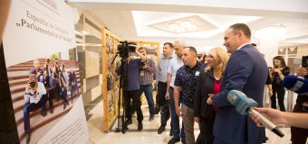Ziua Libertății Presei – marcată printr-o expoziție, la Parlament