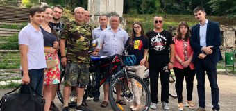 Doi veterani ai războiului de pe Nistru vor duce flacăra Unirii la Alba-Iulia!