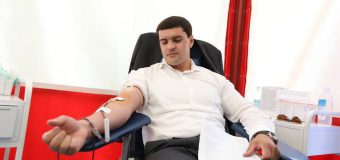 Deputații s-au alăturat campaniei „Donează sânge! Dăruiește viață!” (foto)