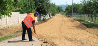 Primarul Marina Tauber a demarat lucrările de modernizare a drumurilor din s. Lopatna