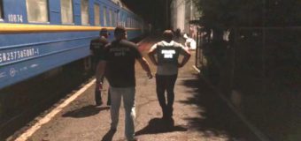 Un grup de moldoveni, reținuți în flagrant