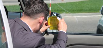 Ce găsim în mașinile de taxi autorizate din Chișinău? Agenția pentru Protecția consumatorilor oferă detalii
